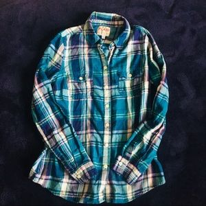 Old Navy Plaid Flannel Button Up Shirt